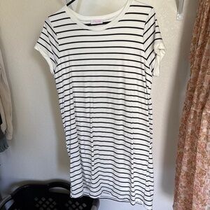 T-shirt dress